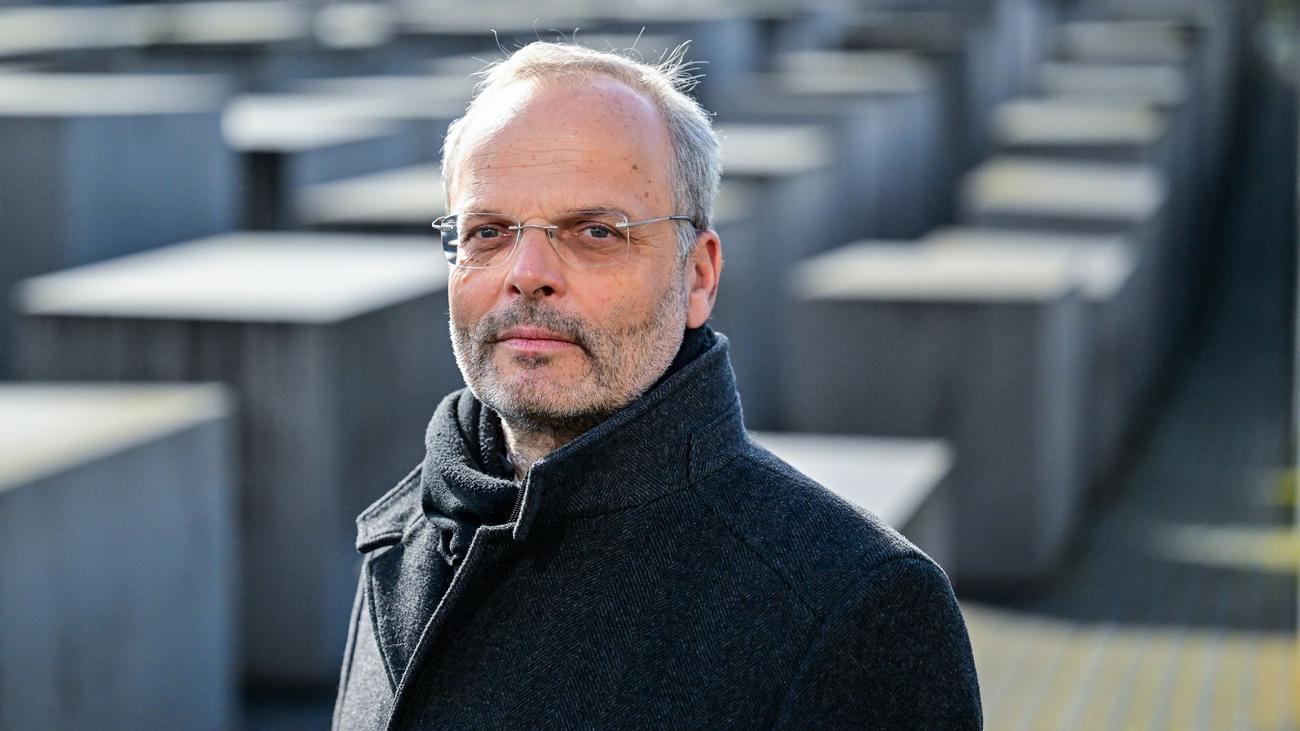 Kontroversen vor Gedenktag: Antisemitismusbeauftragter gegen "Kufiyas in Buchenwald"