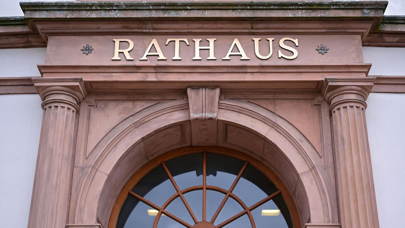 Haushalt: Kommunen wollen mehr als "Tropfen auf den heißen Stein"