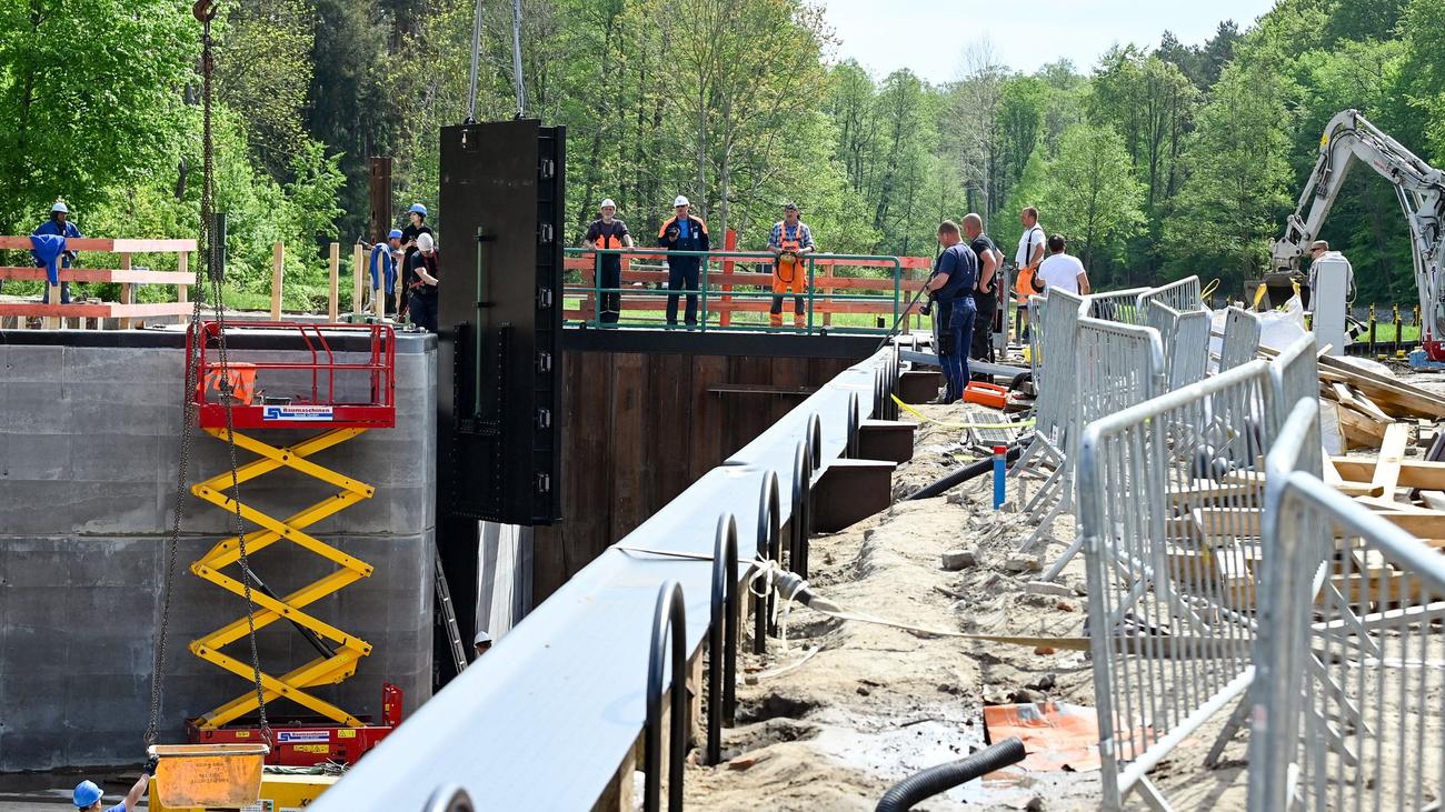 Wieder befahrbar: Umbauarbeiten an Schleuse bei Fürstenberg abgeschlossen