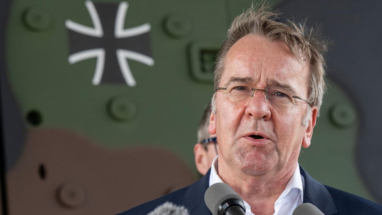 Neuer Wehrdienst: Pistorius: Keine Genehmigung für lange Reisen nötig