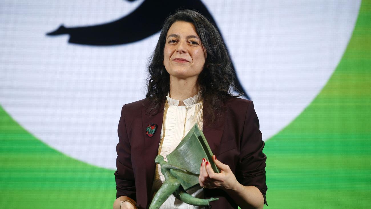 "Das gute Übel": Wahl-Berlinerin Schweblin gewinnt Millionen-Literaturpreis