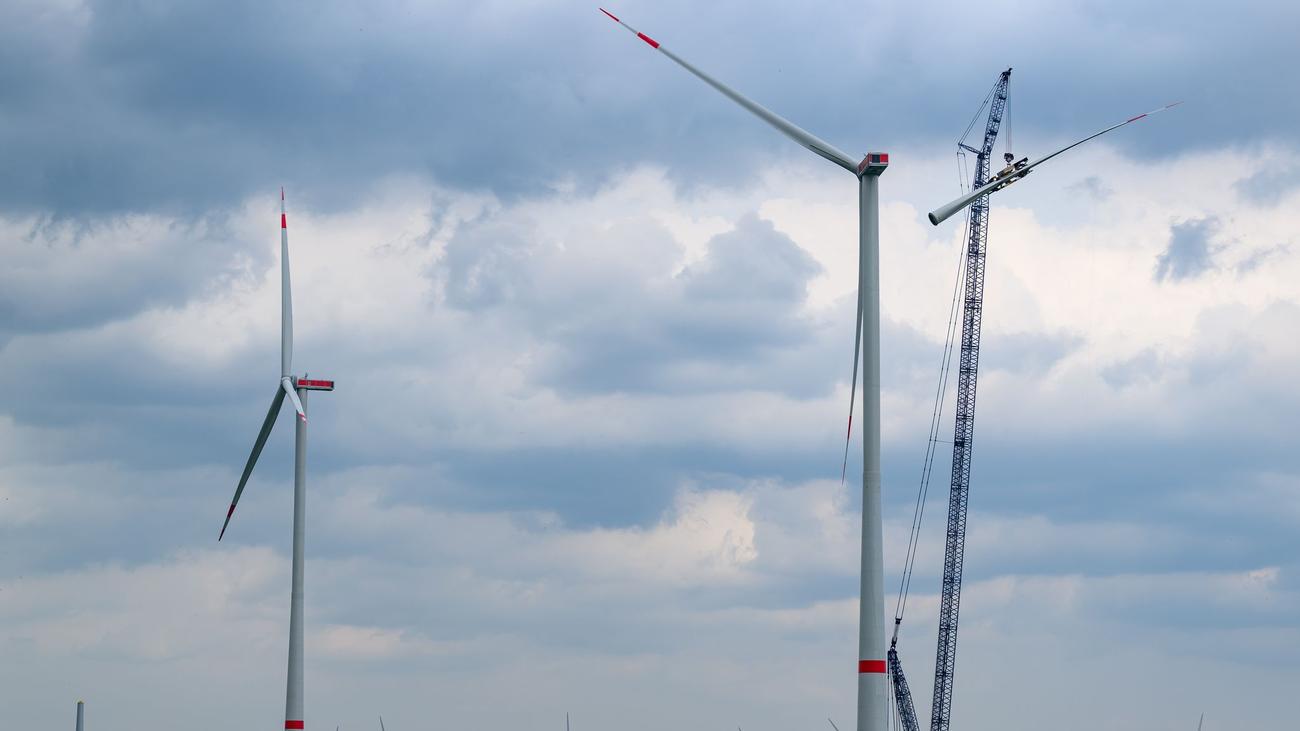 Geplante Investitionen: Erneuerbaren-Branche: 32 Milliarden Euro in Gefahr