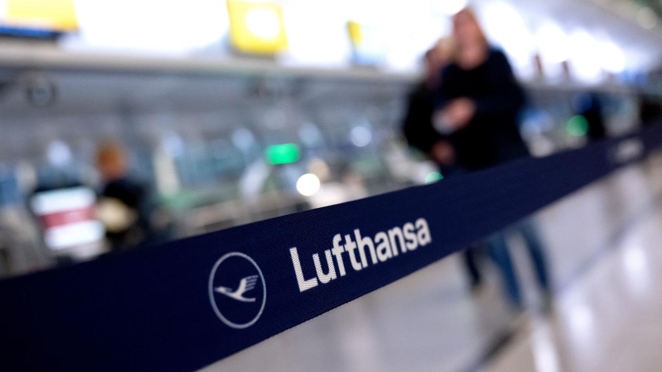 Tarifkonflikt Kabine: Lufthansa-Flugbegleiter streiken - 400 Ausfälle in München