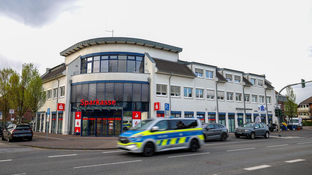 Rommerskirchen: Nach Großeinsatz an Bankfiliale: Verdächtiger frei
