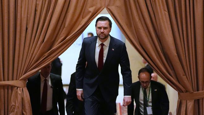 Fotografie: Vorhang auf für Vance: US-Vizepräsident in Islamabad