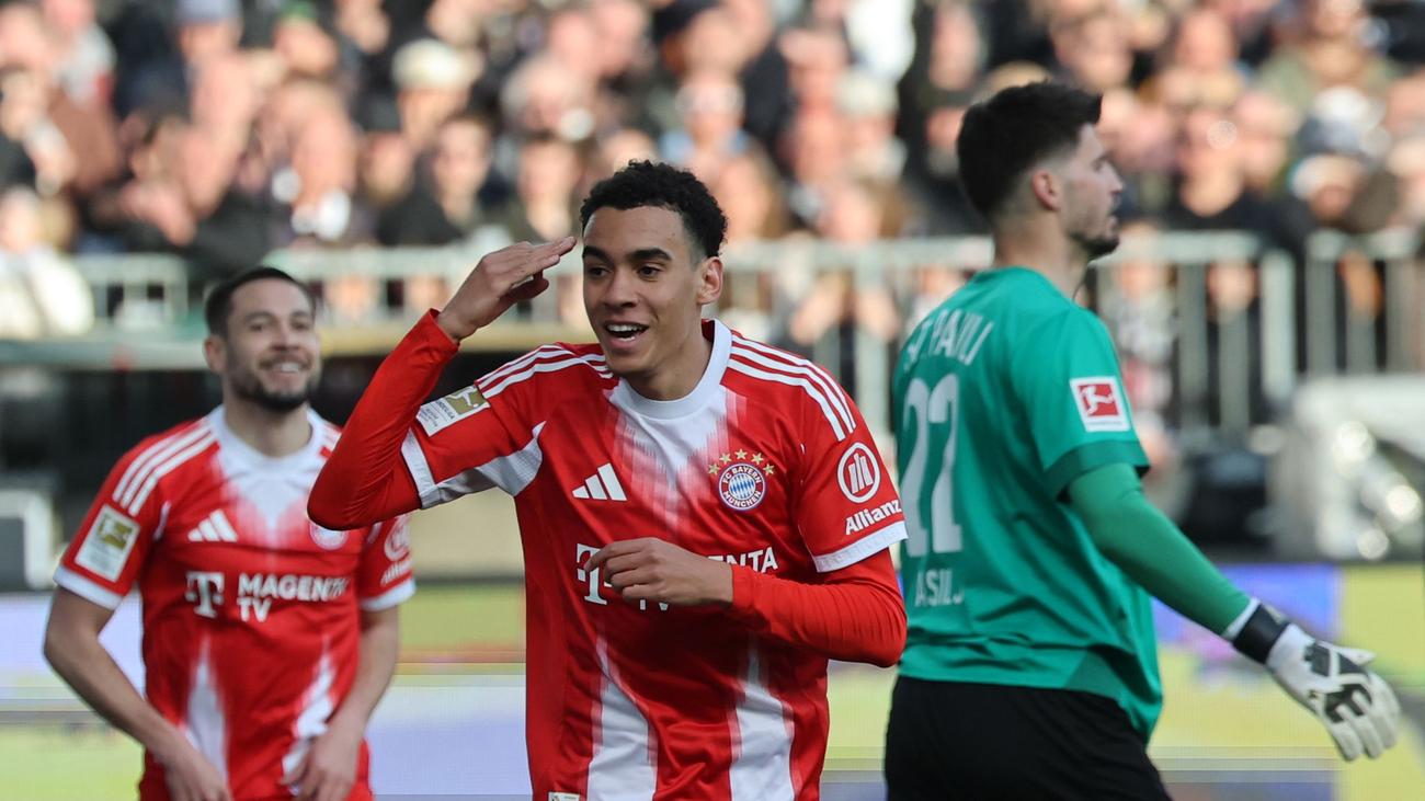 Fußball-Bundesliga: Eberl über Musialas Verletzung: "Echt ein Einschlag"