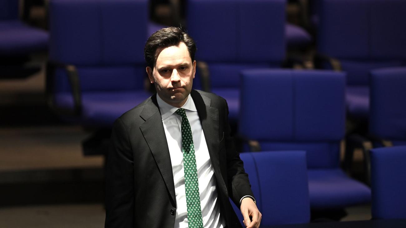 Reformdebatte: JU-Chef: Mütterrente wieder prüfen - Kritik aus Bayern