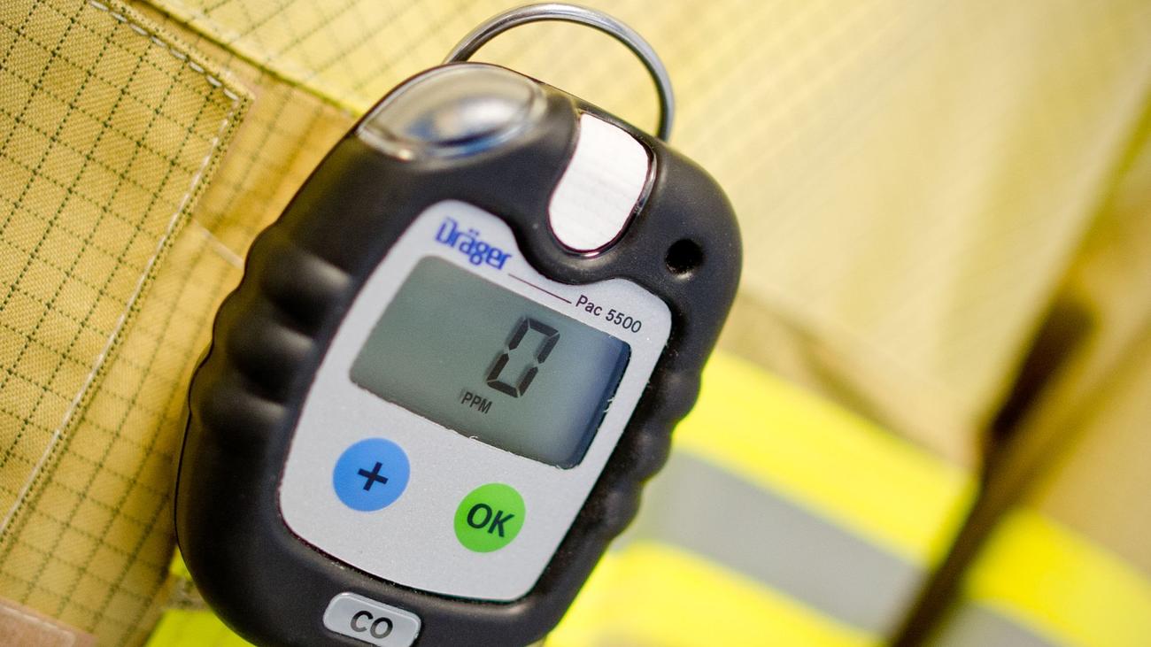 Ins Krankenhaus gebracht: Jugendliche erleiden CO-Vergiftung durch Notstromaggregat