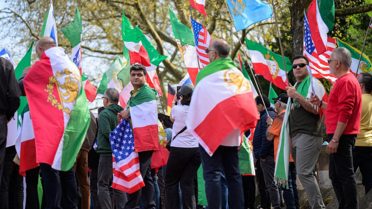 Demonstration: Proteste für Freiheit im Iran