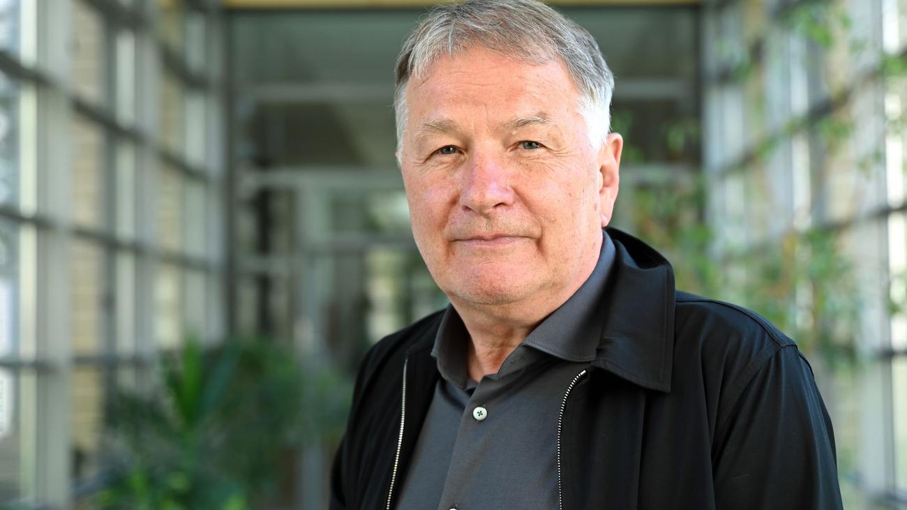 Theater: Thomas Rühmann bringt Geschichte aus der NS-Zeit auf Bühnen