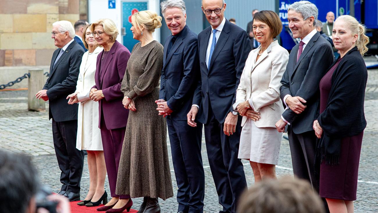 1. bis 3. Oktober: Drei Tage Bürgerfest – Einheits-Feier 2027 in Düsseldorf