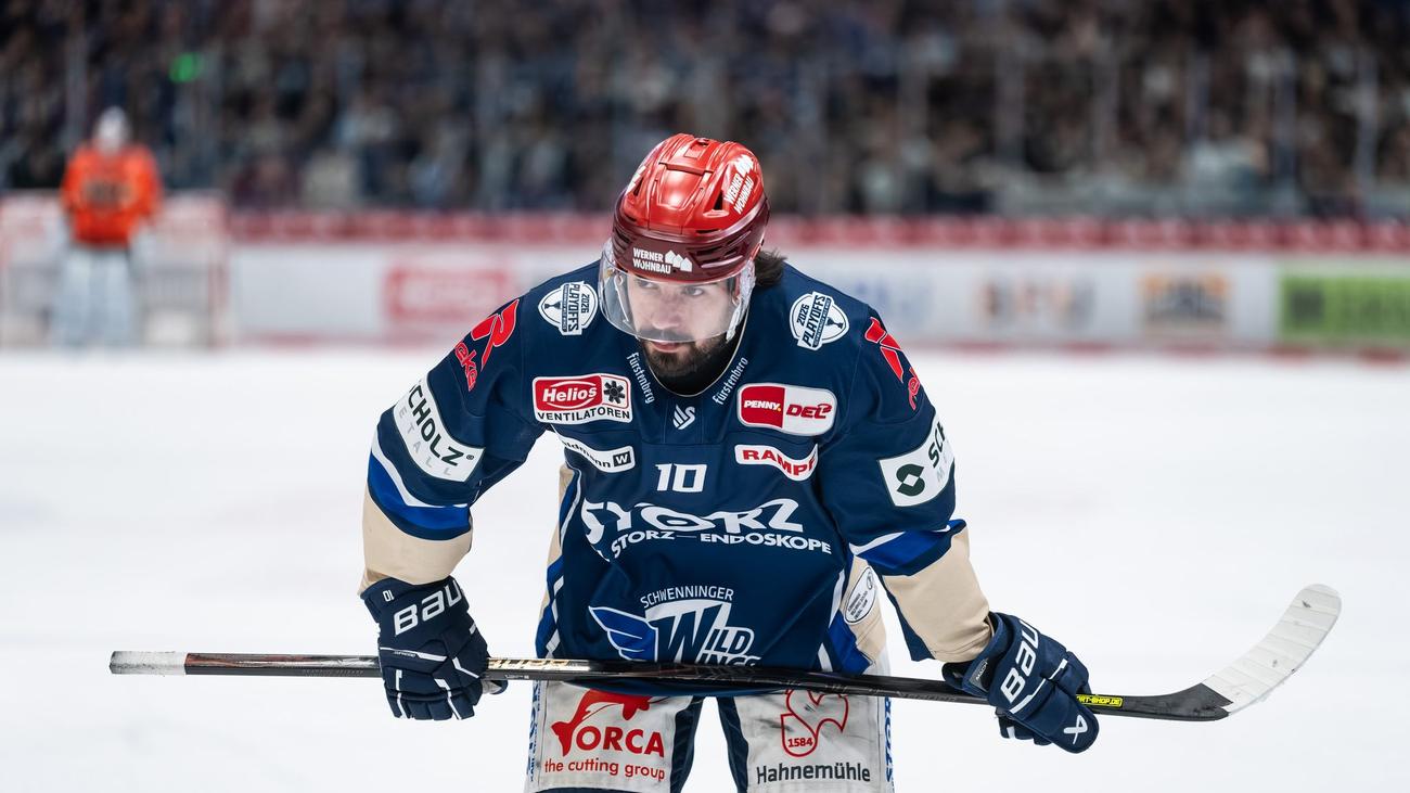 DEL: Eishockey-Profi Höfflin verlängert in Schwenningen