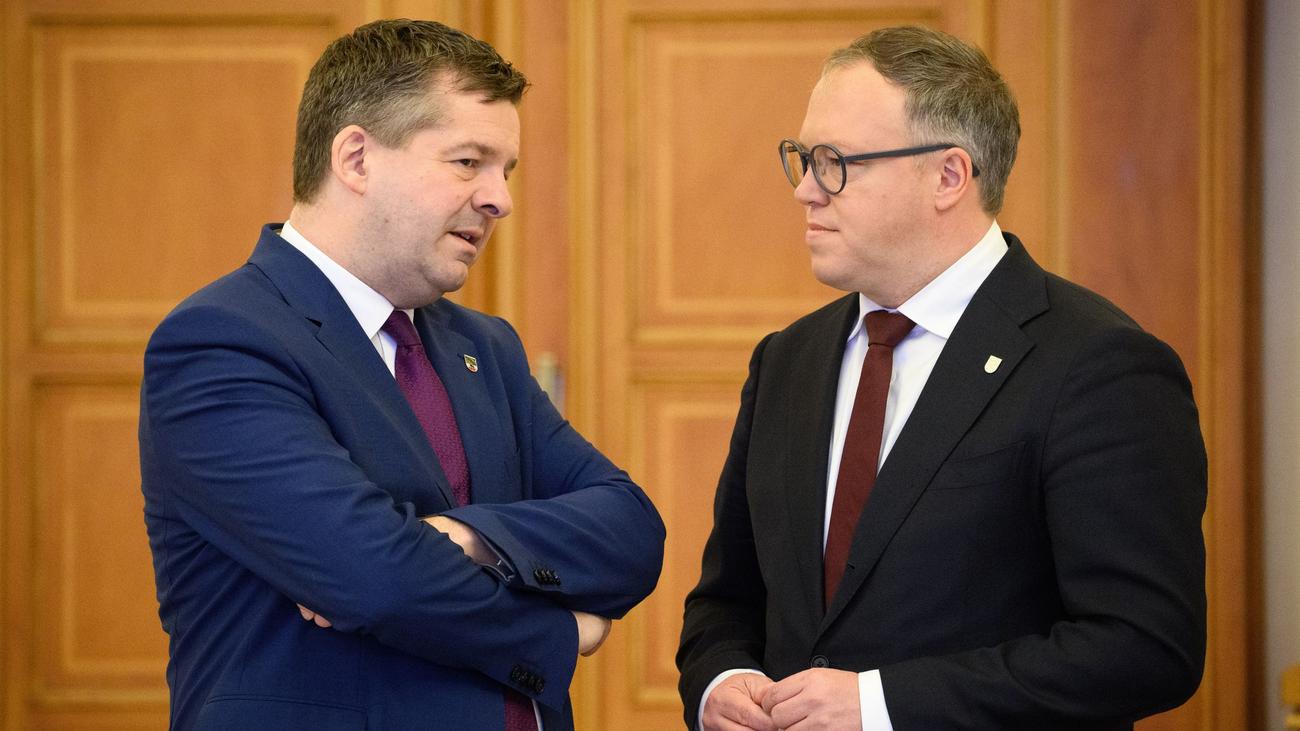 Ringen um Entlastungen: Schulze warnt: Schwarz-Rot darf nicht "Ampel 2.0" werden