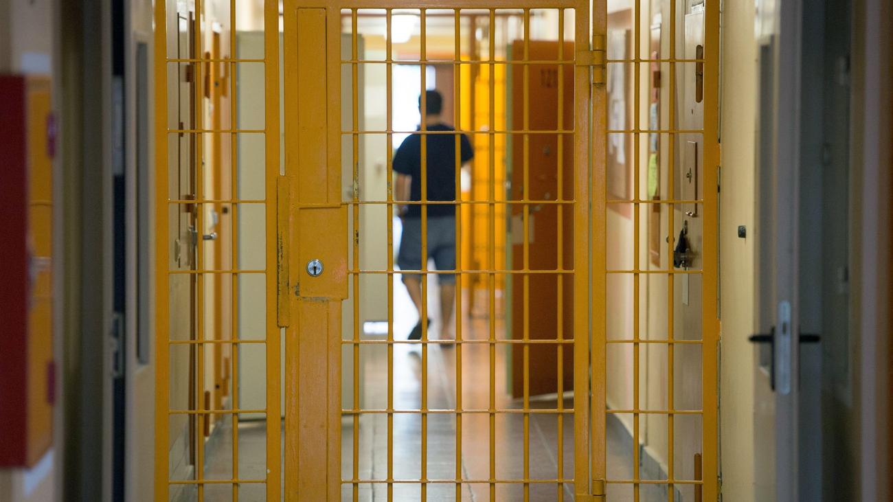 Arbeit im Gefängnis: Thüringen plant höhere Entlohnung für Arbeit hinter Gittern