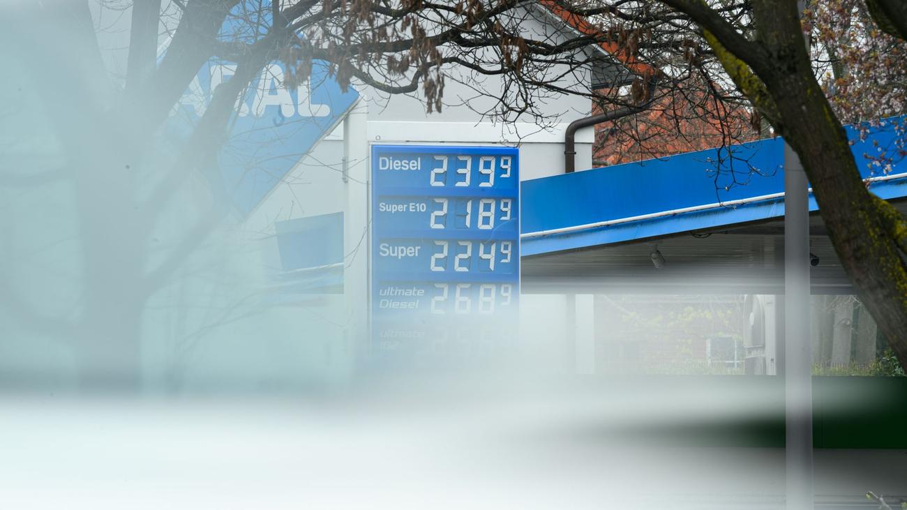 Spritpreise: Entlastungsprämie spaltet Politik und Verbände