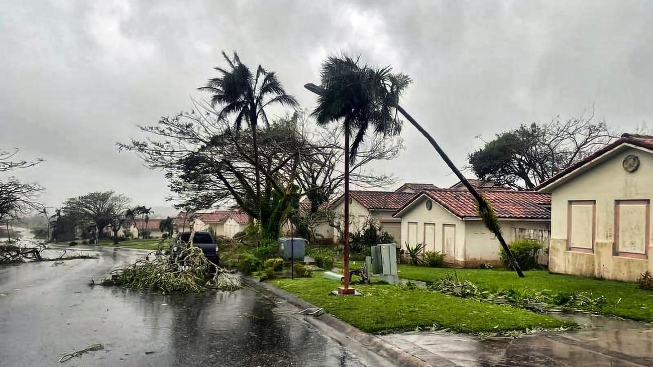 Höchste Warnstufe auf Marianen: Supertaifun "Sinlaku" bedroht US-Außengebiete im Pazifik