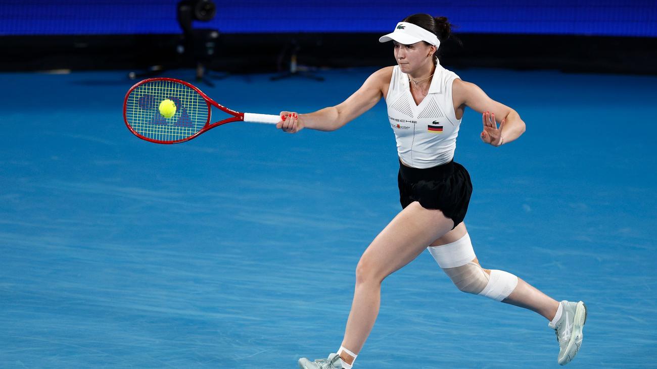 Sandplatz-Turnier: Tennisspielerin Lys nach Sehnenriss im Knie "schmerzfrei"