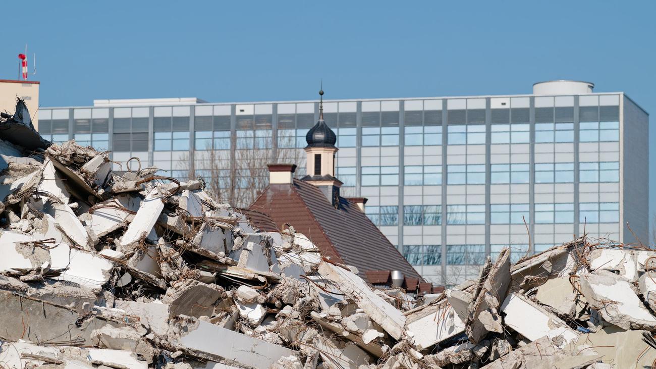 "Zirkuläres Bauen": Umweltminister: Bund soll recyceltem Baustoff Vorrang geben