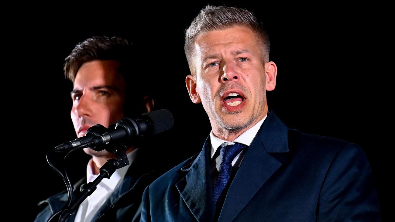 Aufräumen nach Orban: Ungarn: Wahlsieger Magyar verspricht Neuanfang