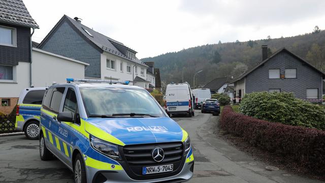 Durchsuchungen: Mann bei SEK-Einsatz lebensgefährlich verletzt