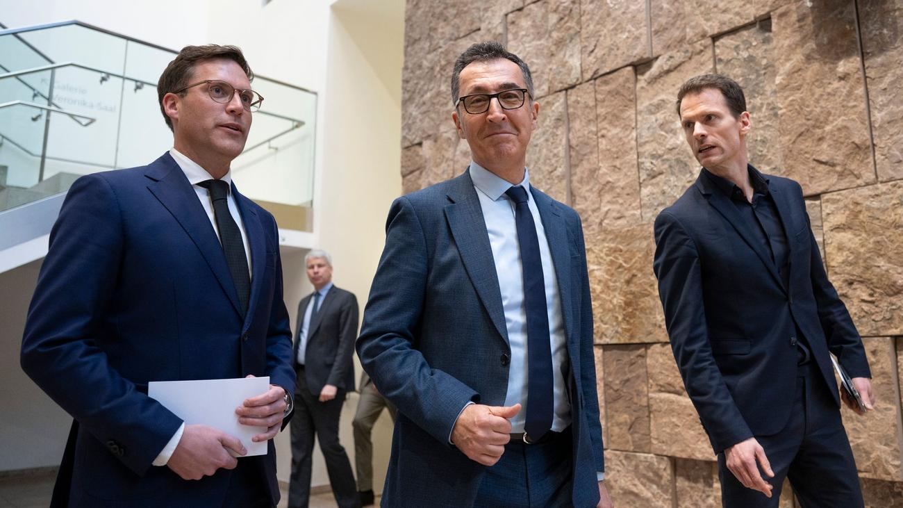 Nach Wahl in Baden-Württemberg: Özdemir: Drücken Startknopf für Koalitionsverhandlungen