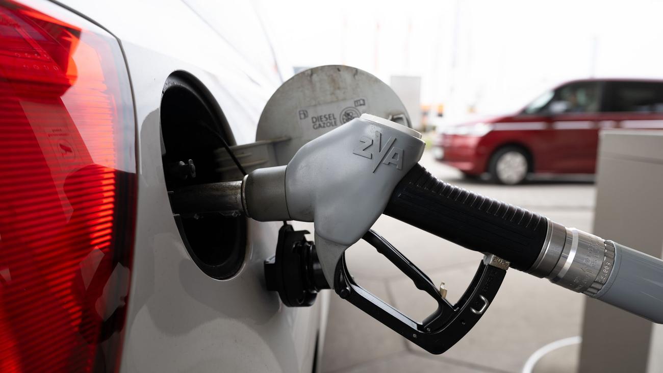 Spritpreise: Sachsen-Anhalt bleibt Hochpreisregion beim Tanken