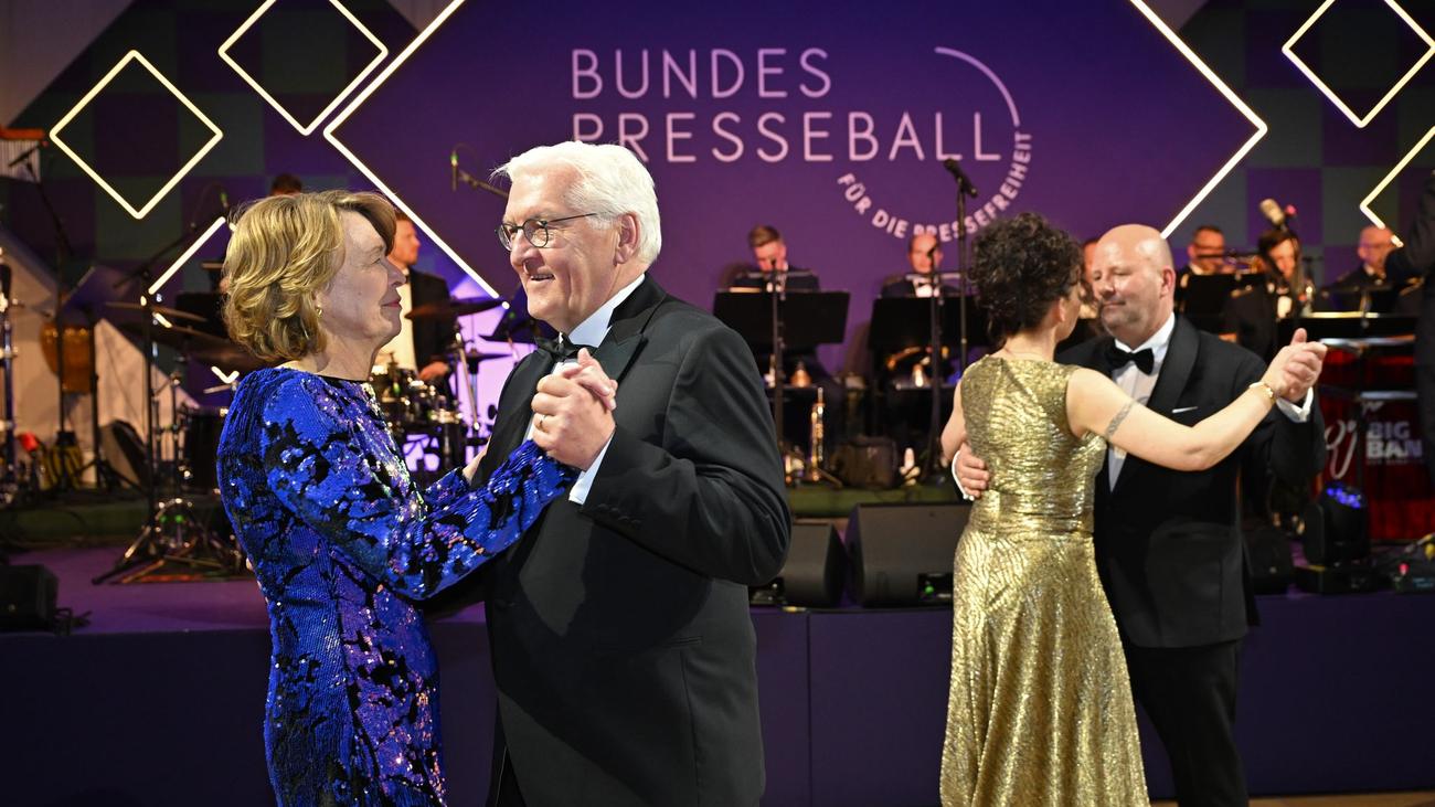 Jährlicher Journalisten-Ball: Bundespresseball mit Steinmeier in Berlin