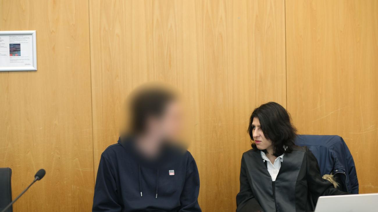 Im Streit um eine Zigarette: Mordversuch mit Benzin: 29-Jährige muss in Psychiatrie