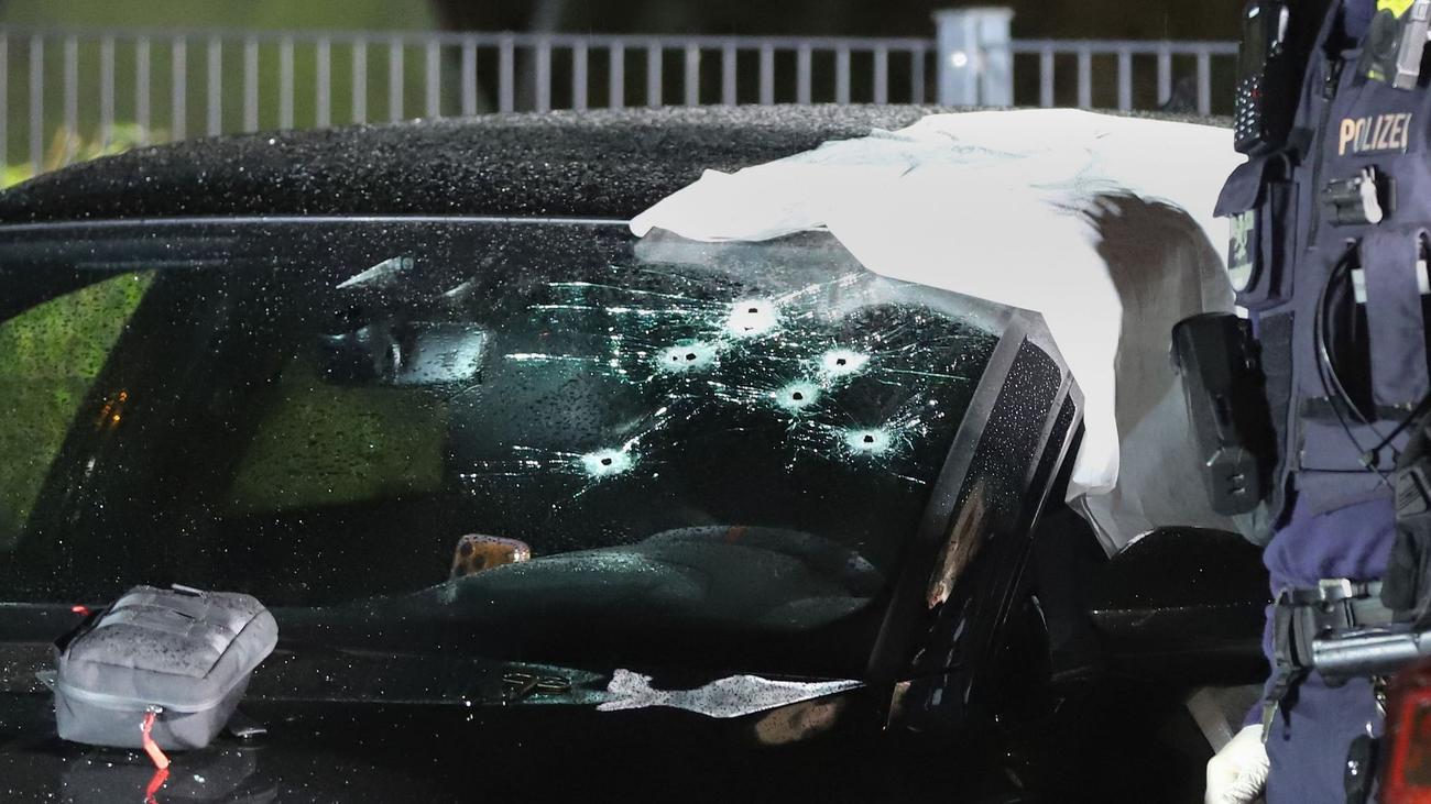 Nach Mordanschlag in Köln: Mutmaßlicher Auftragskiller ausgeliefert