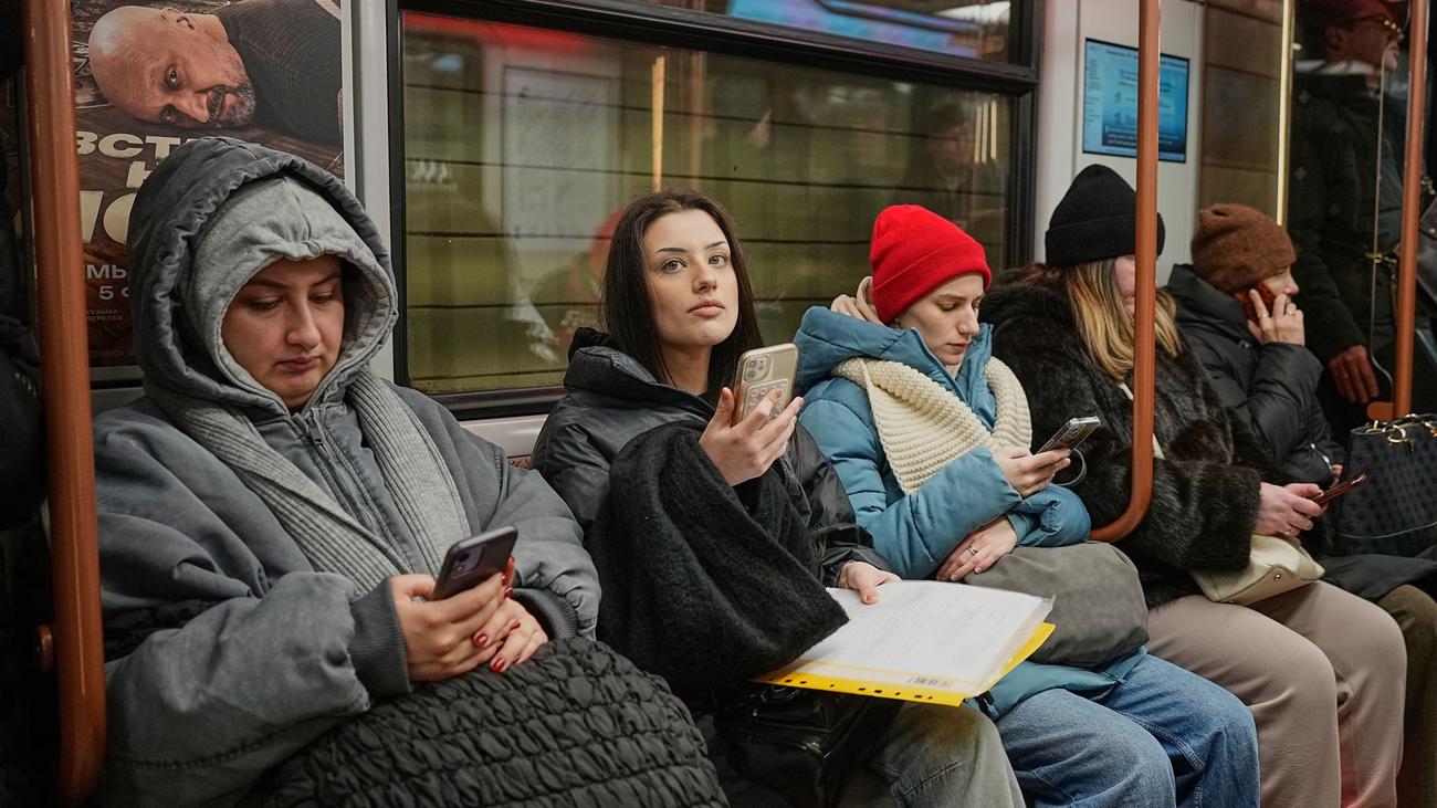 Angriffe auf freies Internet: Putins Internetsperren spalten russische Gesellschaft