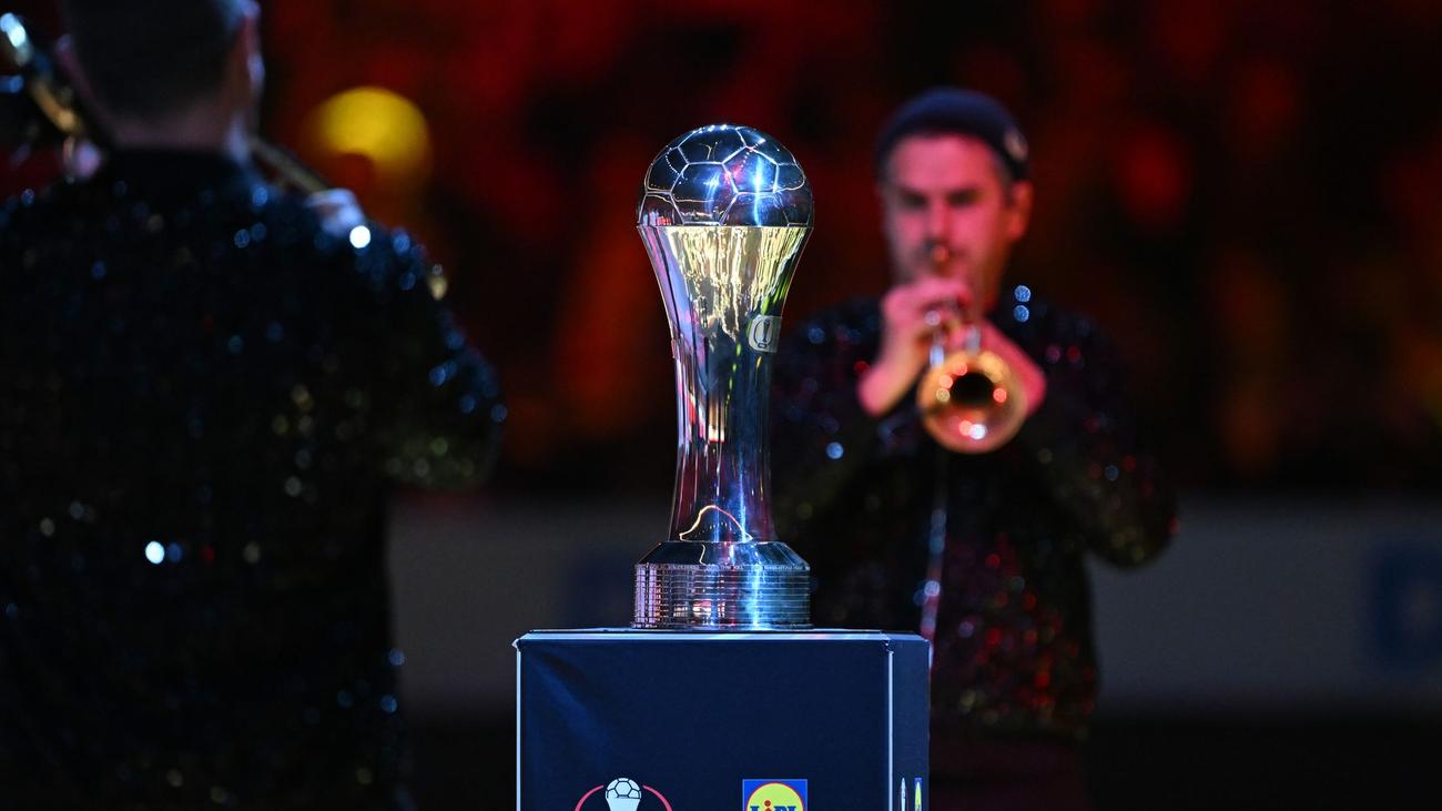 Pokal-Endrunde: Bergischer HC chancenlos: Berlin feiert Pokal-Triumph