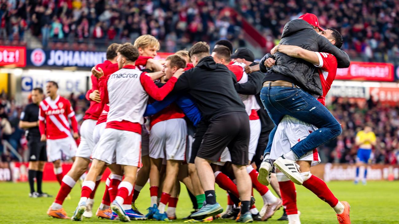 3. Liga: Cigerci-Show: Cottbus verteidigt mit wildem 5:3 Platz drei