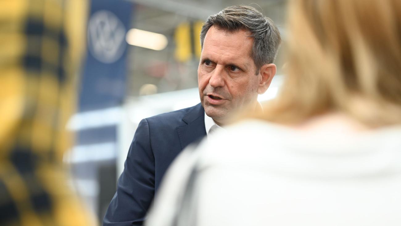 Volkswagen: Lies: Bau chinesischer Autos in deutschen VW-Werken prüfen