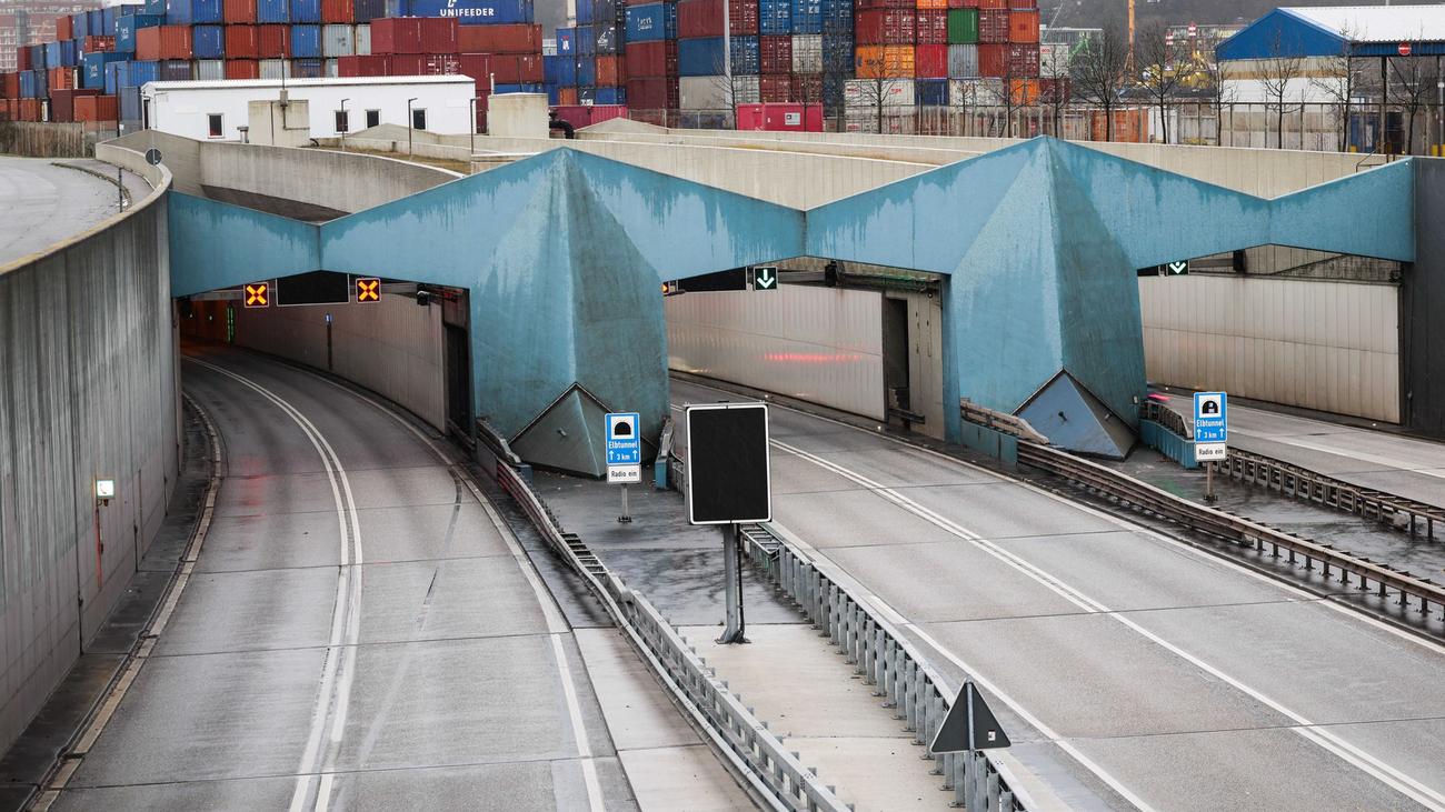 Verkehr: Sperrung der A7: Geringe Verzögerung für Reisende