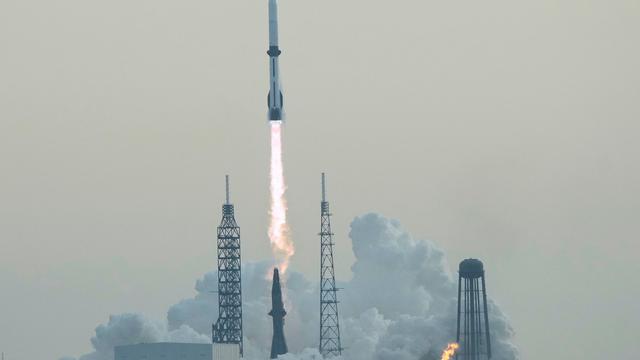 Raumfahrt: Bezos-Rakete setzt Satelliten in falscher Umlaufbahn ab