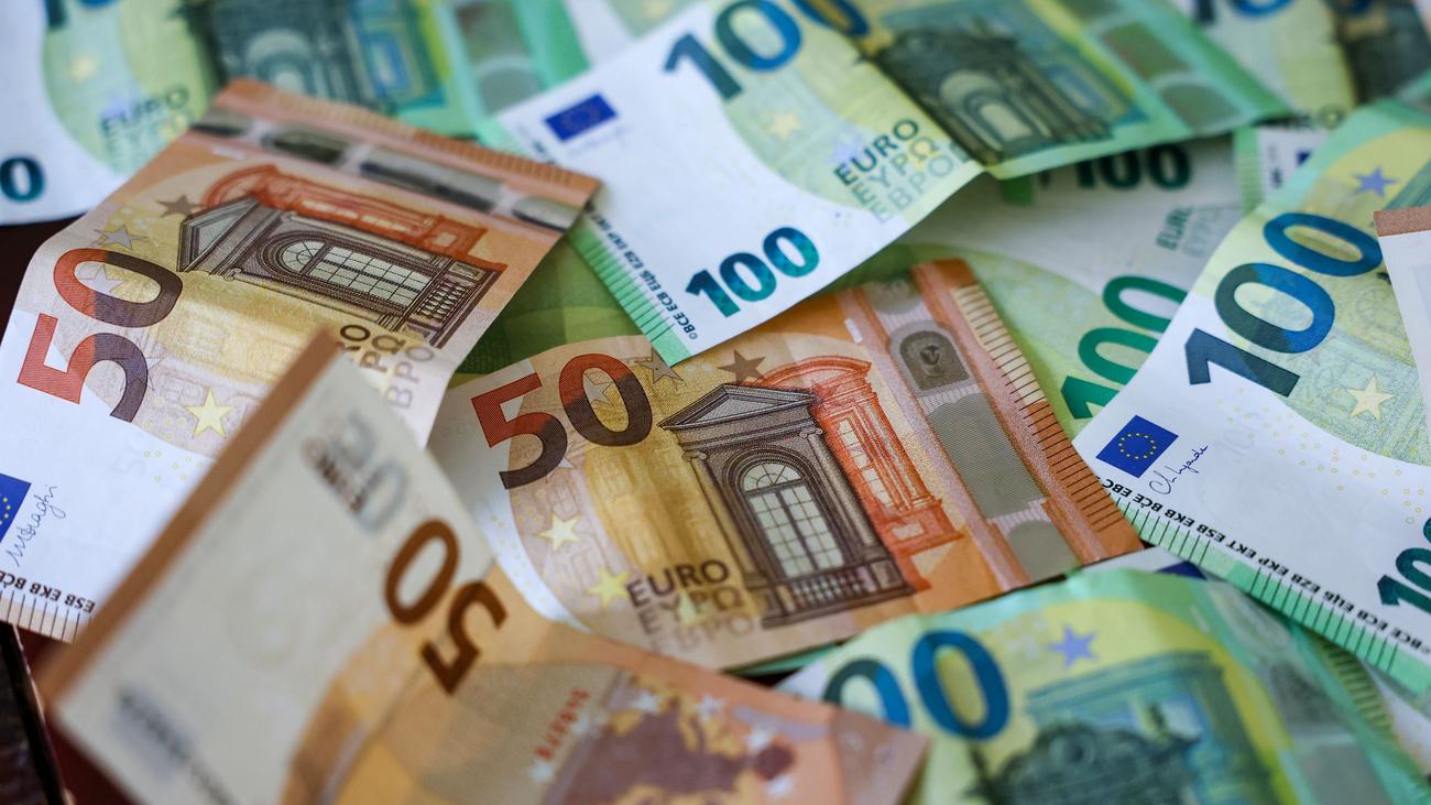 Preissteigerungen: Bundesregierung will Entlastungsprämie ausweiten