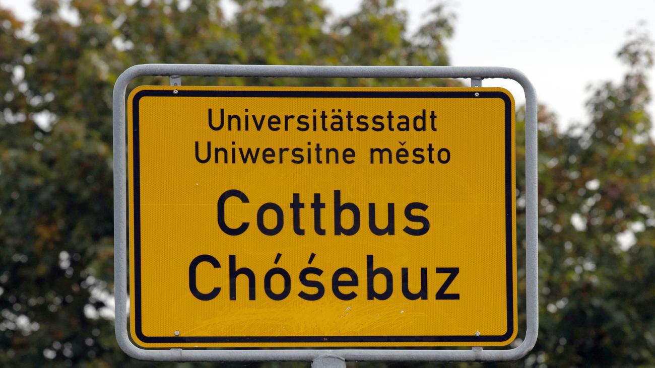 Rechtsextremismus: Ermittelung nach Randale vor Wohnung von Pfarrer in Cottbus