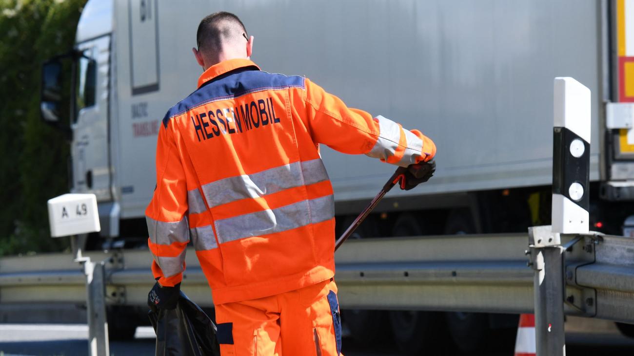 Frühjahr: Grundreinigung und Mäharbeiten an Hessens Straßen starten