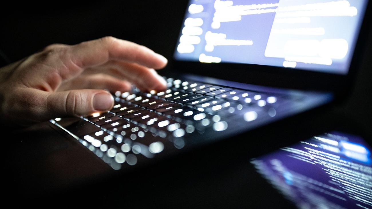 Cyberattacke: Pfalztheater-Internetseite lahmgelegt - wohl Cyberangriff