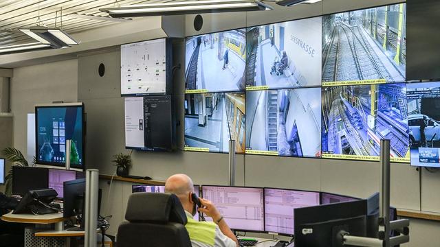 Bild: Berliner Nahverkehr: Weniger Straftaten im Nahverkehr - Einige Delikte nehmen zu