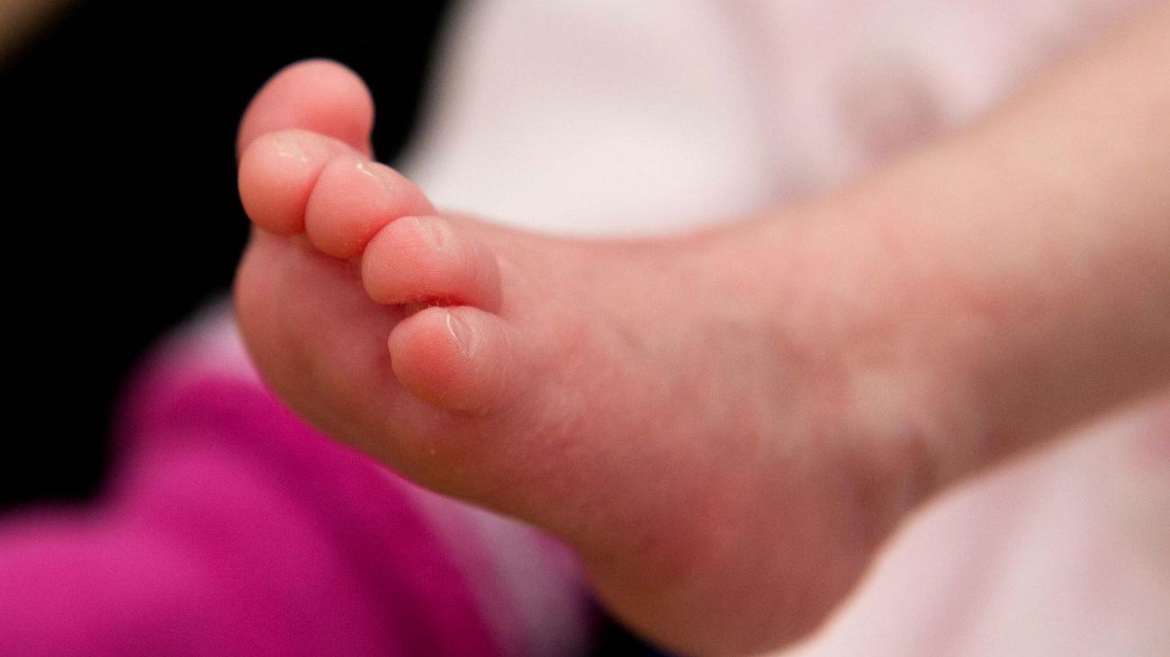 Bevölkerung: Geburtenzahl in MV auf historischem Tief