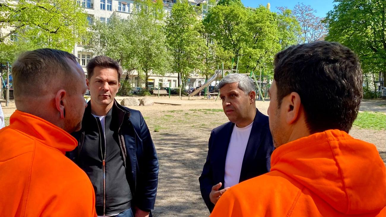 Sauberer Stadt: Müll muss weg: Stadtreinigung säubert 80 weitere Spielplätze