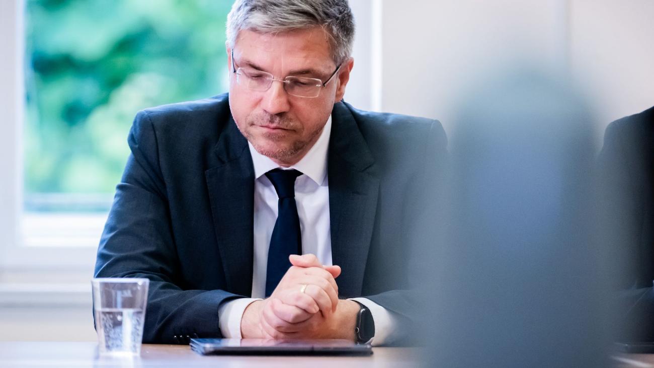 Mike Schubert: Potsdam: Disziplinarverfahren gegen Ex-Rathauschef beendet