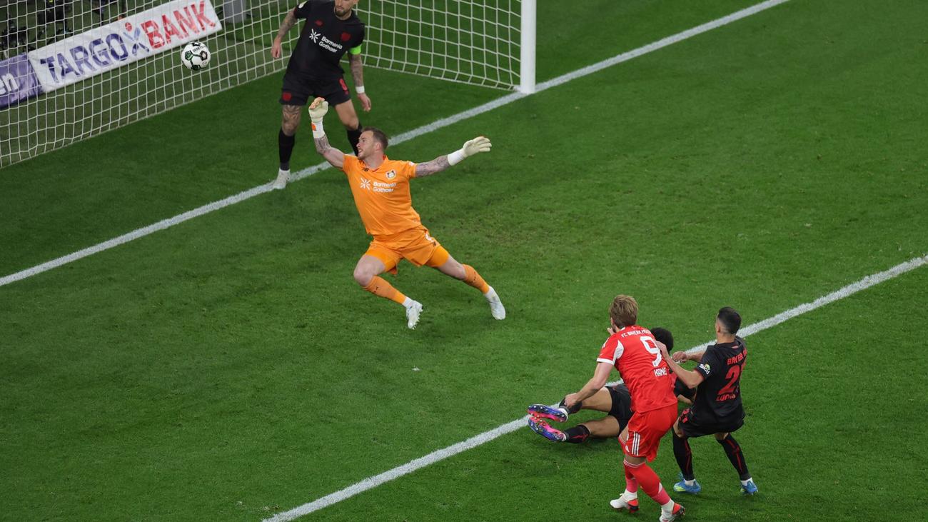 DFB-Pokal: Triple-Traum lebt: FC Bayern zieht ins Pokalfinale ein