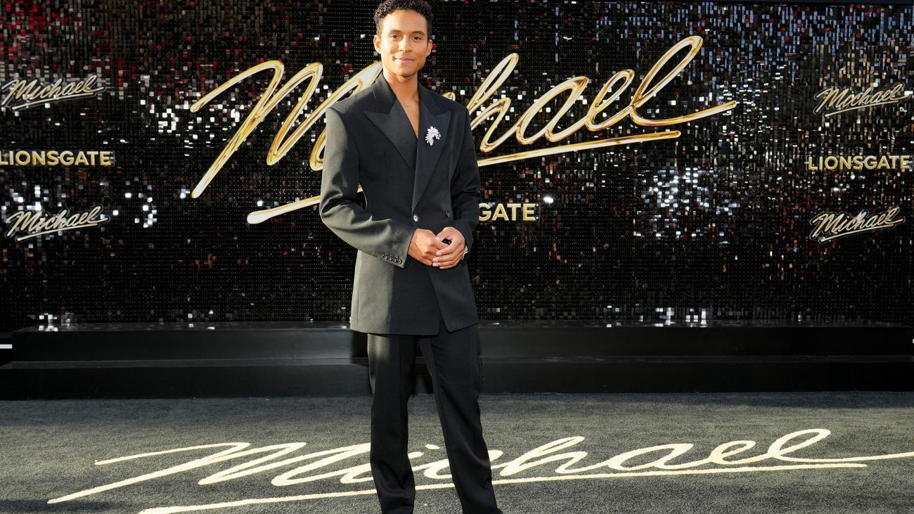 »Michael« läuft jetzt im Kino: Amy, Edith, Elvis, Freddie: Bedeutende Biopics zu Musikstars