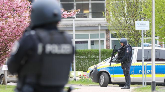 Kreis Pinneberg: Die Schüsse kamen laut Polizei aus der Waffe eines Beamten. (Symbolbild)
