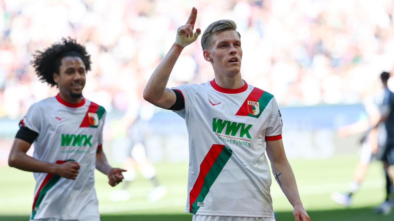 Fußball-Bundesliga: FC Augsburg vorzeitig gerettet - aber noch keine Feierlaune