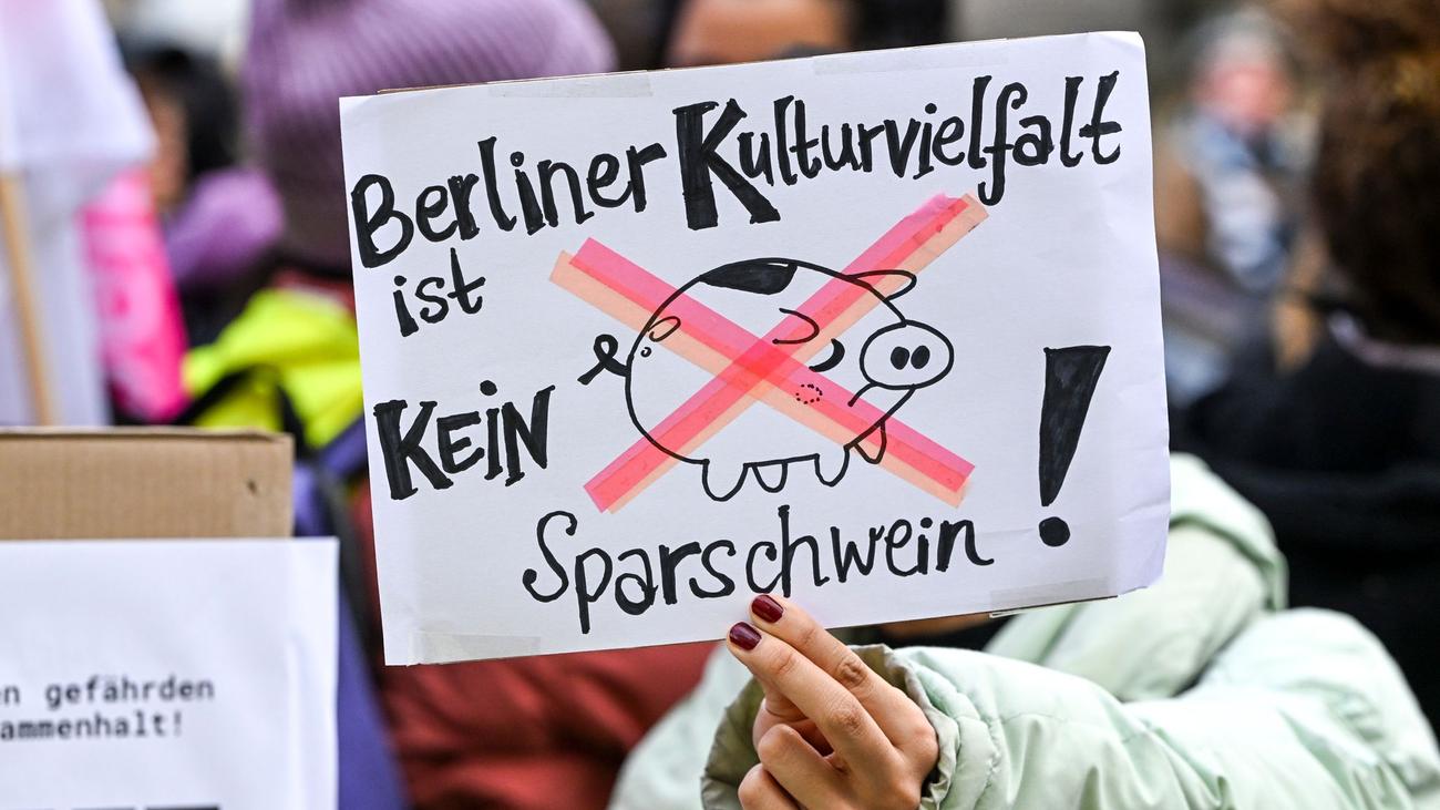 Affäre um Fördermittel: Kulturverbände fordern rasch Stabilität in Kulturverwaltung