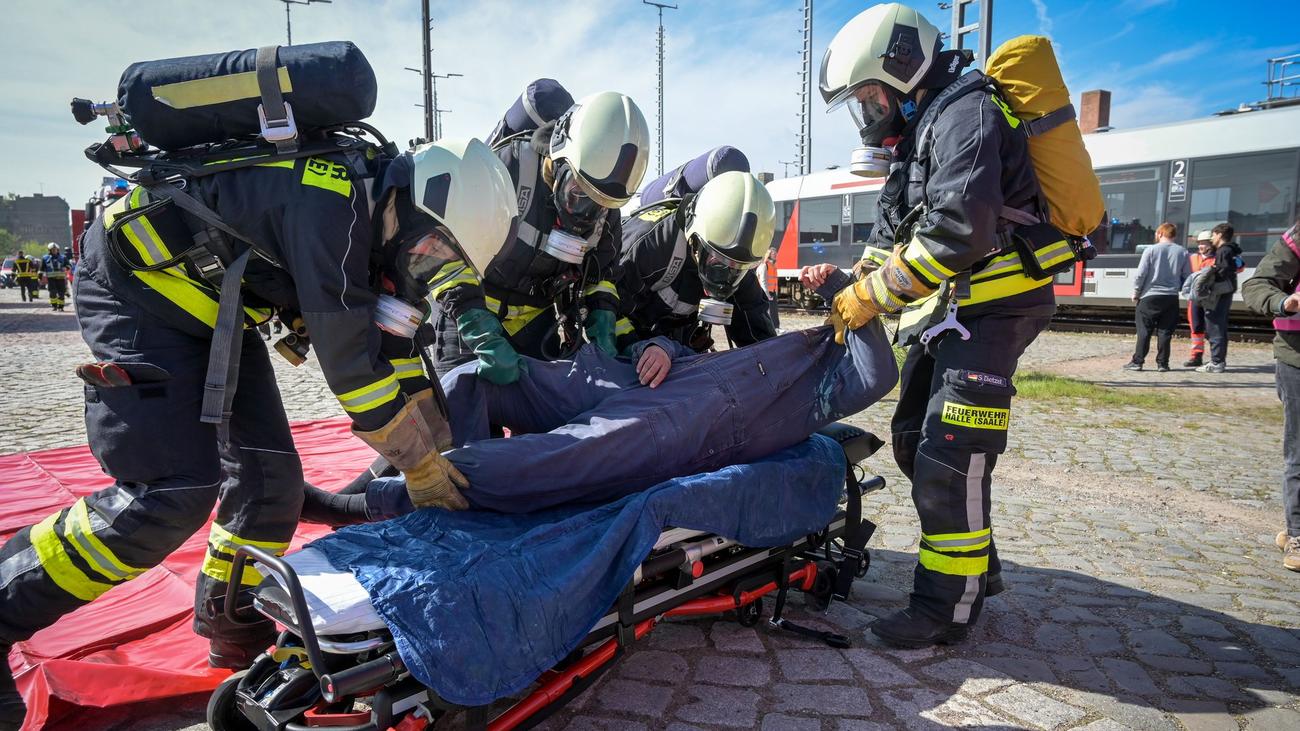 Katastrophenschutz: Tausend Beteiligte bei Großübung im Güterbahnhof Halle