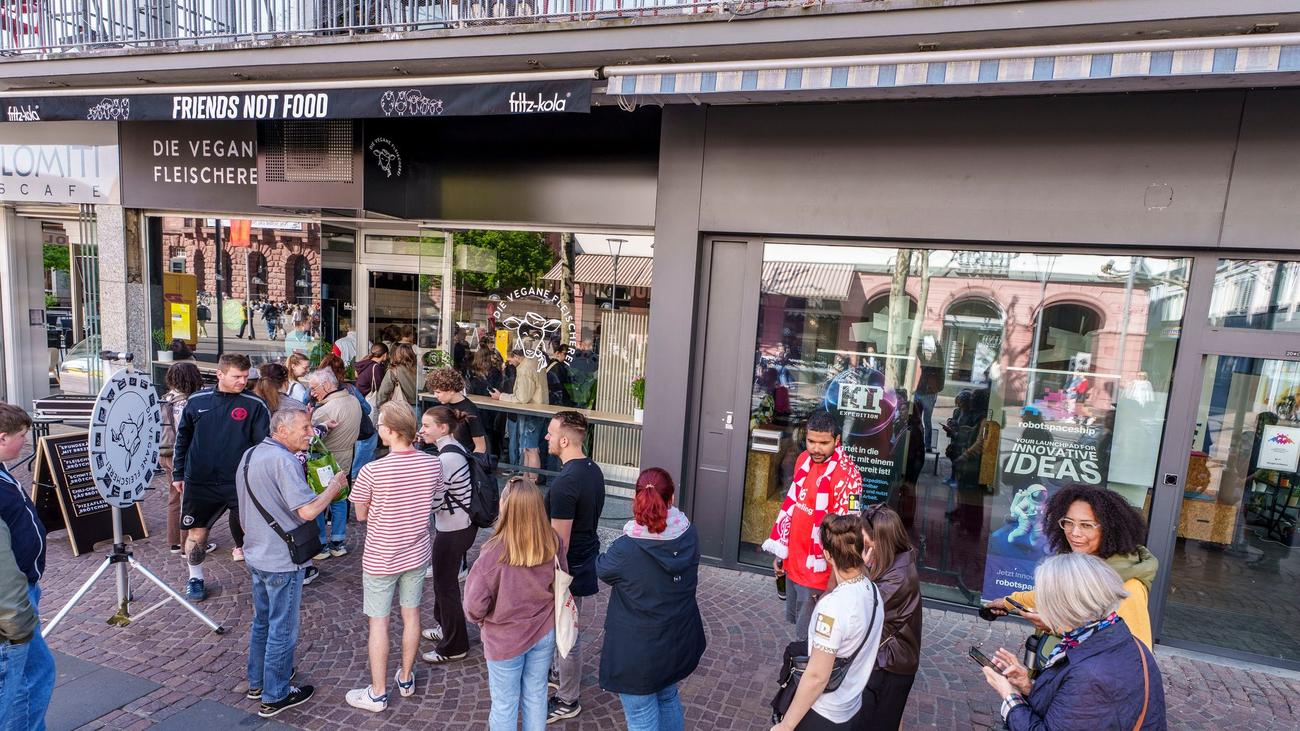 Filiale in Mainz: Wursttheke ohne Tier: Zwei neue Läden bieten Fleischersatz
